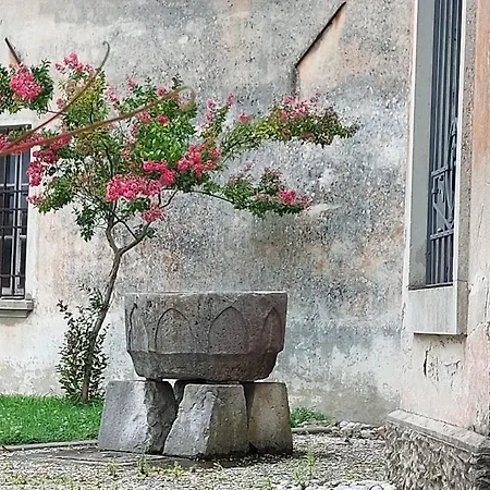 Historic Morelli De Rossi * Manzinello